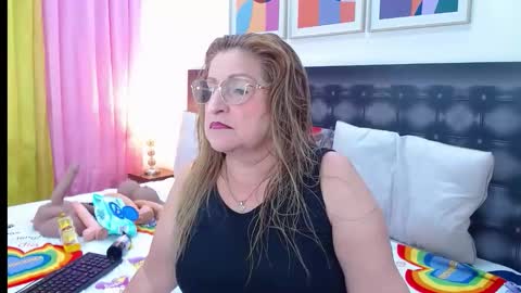 SANDRA online show from 11, 5, 2026