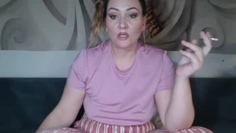 Snapshot of sandra______ chatting on 28, 7, 2026 dont forghet to thumbs up if you like my show online show from 28, 7, 2026