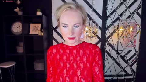 Sandra online show from 10, 2, 2025