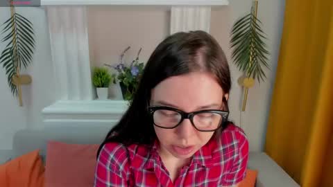Snapshot of sandra_rosss chatting on 5, 6, 2026 Sandra online show from 5, 6, 2026