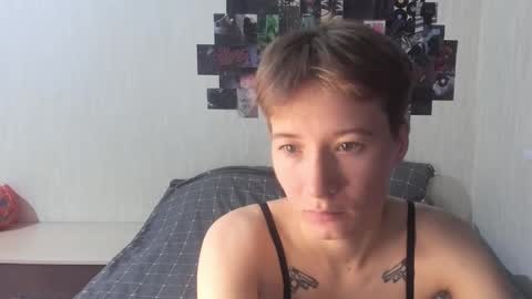 sandraa_a online show from 10, 11, 2025