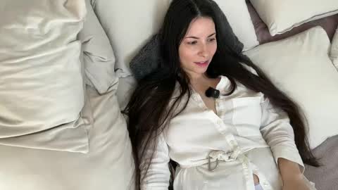 Snapshot of sandraschonherz chatting on 4, 3, 2025 Sandra Schonherz online show from 4, 3, 2025