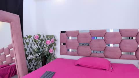 Snapshot of sandy_scoot chatting on 18, 3, 2026 sandy_scoot online show from 18, 3, 2026