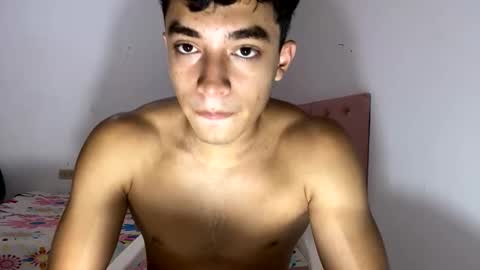 Snapshot of santi36rt chatting on 22, 9, 2025 santi36rt online show from 22, 9, 2025