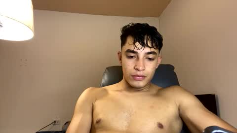 Snapshot of santi36rt chatting on 23, 12, 2025 santi36rt online show from 23, 12, 2025