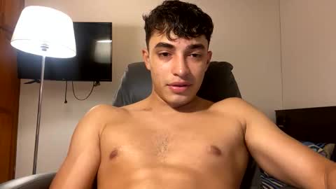 Snapshot of santi36rt chatting on 14, 1, 2026 santi36rt online show from 14, 1, 2026