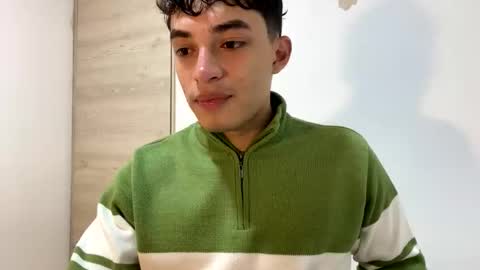 Snapshot of santi36rt chatting on 9, 2, 2026 santi36rt online show from 9, 2, 2026