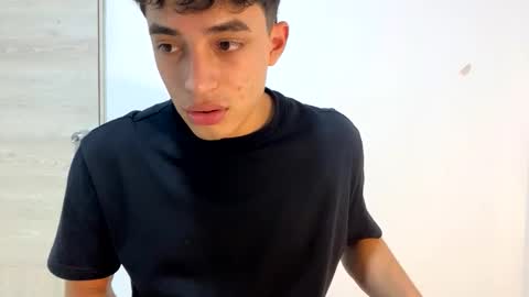 Snapshot of santi36rt chatting on 11, 2, 2026 santi36rt online show from 11, 2, 2026