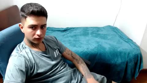 santi_ss online show from 8, 9, 2025
