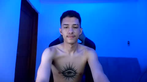 Snapshot of santi_twink19 chatting on 1, 2, 2025 santi_twink19 online show from 1, 2, 2025