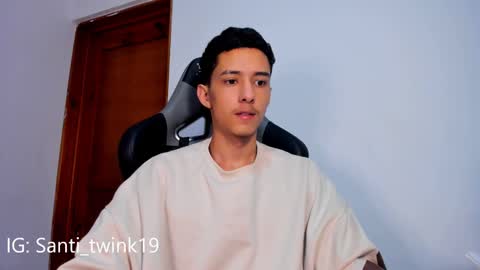 Snapshot of santi_twink19 chatting on 14, 2, 2025 santi_twink19 online show from 14, 2, 2025