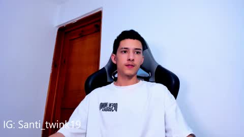 Snapshot of santi_twink19 chatting on 21, 2, 2025 santi_twink19 online show from 21, 2, 2025