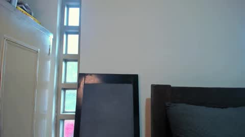Snapshot of santi_twink19 chatting on 4, 10, 2025 santi_twink19 online show from 4, 10, 2025