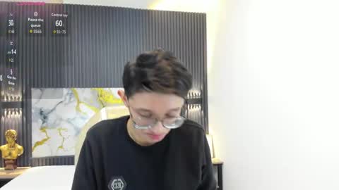 santiago_russo18 online show from 1, 10, 2025