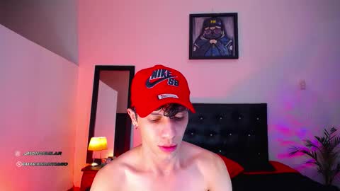 Snapshot of santiagocutex chatting on 26, 10, 2025 SANTAGO online show from 26, 10, 2025