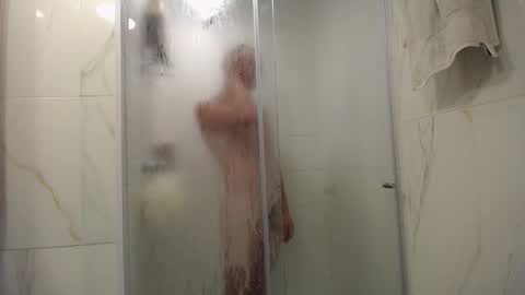 Santii online show from 6, 10, 2025