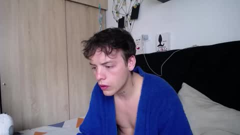 Santii online show from 9, 10, 2025