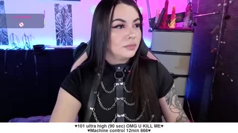 Snapshot of santos_liah chatting on 13, 11, 2025 Liah Santos online show from 13, 11, 2025