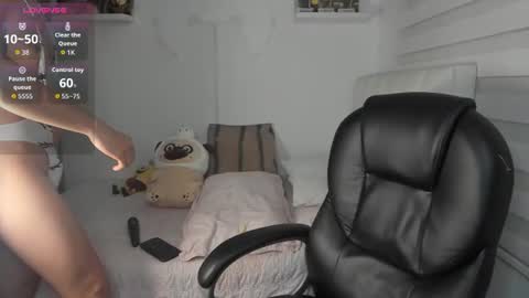 Snapshot of santy7u7 chatting on 1, 7, 2026 Mr. Santiago online show from 1, 7, 2026
