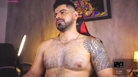 Snapshot of santy_king25 chatting on 10, 4, 2026 santiago online show from 10, 4, 2026