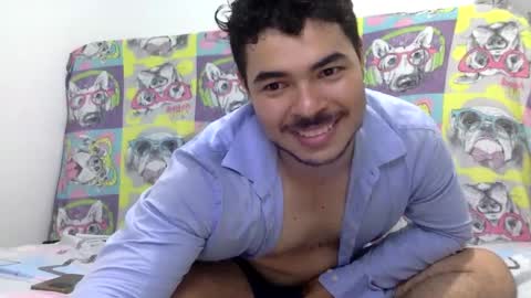 Snapshot of santy_sexymen chatting on 2, 10, 2025 santy_sexymen online show from 2, 10, 2025