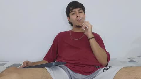 Snapshot of santybig18 chatting on 4, 1, 2025 santybig18 online show from 4, 1, 2025