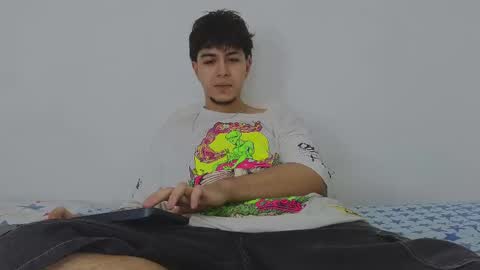 Snapshot of santybig18 chatting on 4, 3, 2025 santybig18 online show from 4, 3, 2025