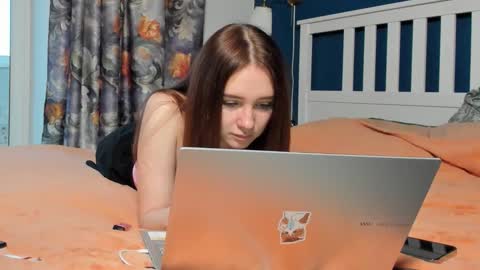 santythousand online show from 19, 12, 2025