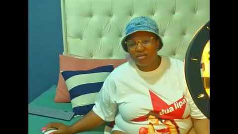 sanuche59670 online show from 15, 2, 2026