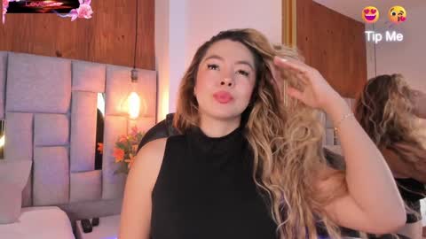 Snapshot of saori_newman chatting on 11, 1, 2025 Saori  online show from 11, 1, 2025