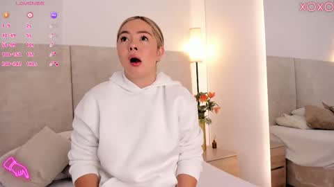 Saori  online show from 13, 11, 2025