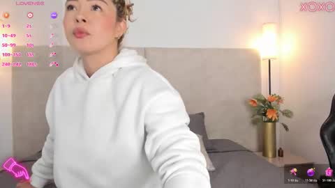 Saori  online show from 5, 12, 2025