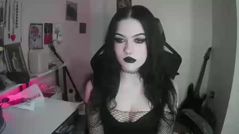 Snapshot of saphirerose1 chatting on 10, 10, 2025 Sapphire online show from 10, 10, 2025