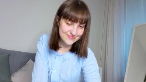 Snapshot of saphirree chatting on 23, 9, 2025 Anny online show from 23, 9, 2025