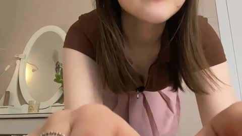 Snapshot of saphirree chatting on 15, 2, 2026 Anny online show from 15, 2, 2026