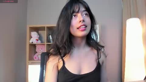 Snapshot of saphyralux chatting on 24, 6, 2026 saphyralux online show from 24, 6, 2026