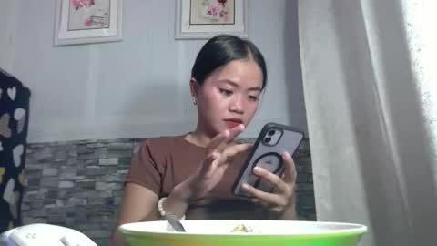 Snapshot of sapphire_amora chatting on 4, 11, 2025 sapphire_amora online show from 4, 11, 2025