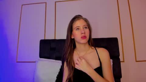 sara__jones_ online show from 15, 2, 2025