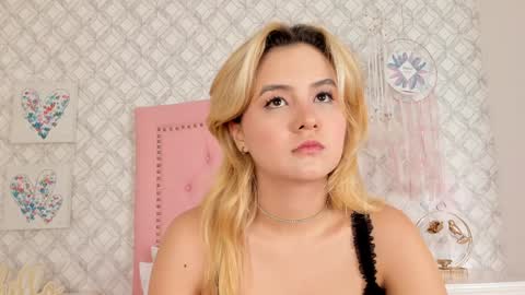 Snapshot of sara__williams chatting on 18, 1, 2025 Sara online show from 18, 1, 2025