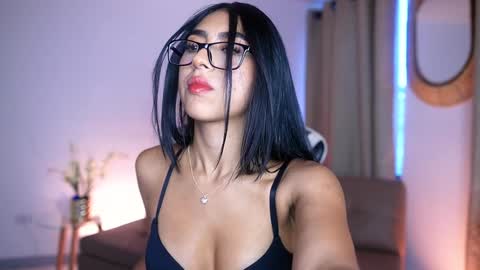 Snapshot of sara_albrecht chatting on 17, 12, 2024 Sara online show from 17, 12, 2024