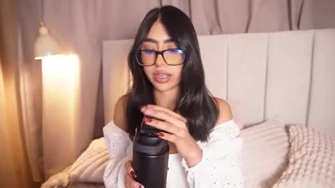 Sara  online show from 28, 2, 2026