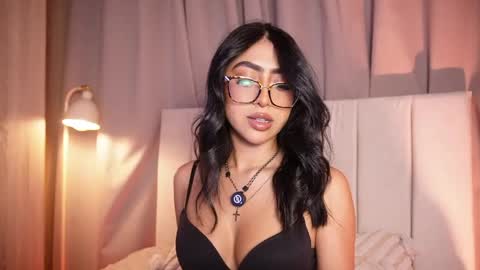 Sara  online show from 12, 5, 2026