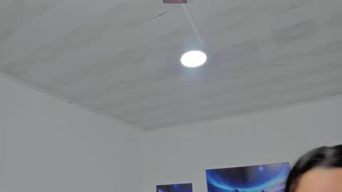 sara allenx online show from 24, 12, 2024