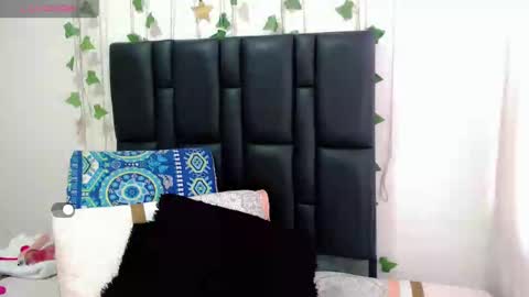 Sara  online show from 29, 9, 2025