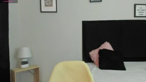 sara_b11 online show from 9, 7, 2026