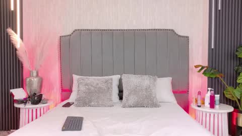 Camilo y  Catalina online show from 22, 10, 2025