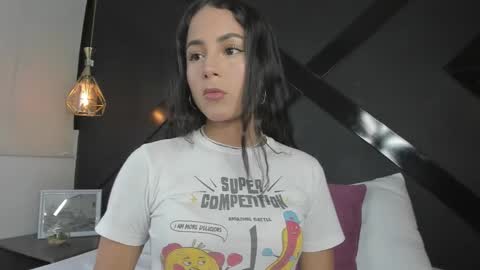 Snapshot of sara_castro24 chatting on 12, 2, 2025 Sara online show from 12, 2, 2025