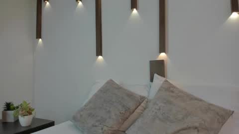 Snapshot of sara_castro24 chatting on 28, 2, 2025 Sara online show from 28, 2, 2025