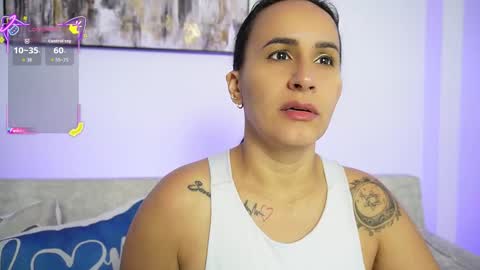   online show from 1, 10, 2025