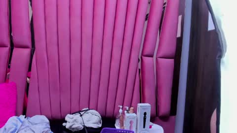 Snapshot of sara_honny chatting on 21, 5, 2026 sara_honny online show from 21, 5, 2026